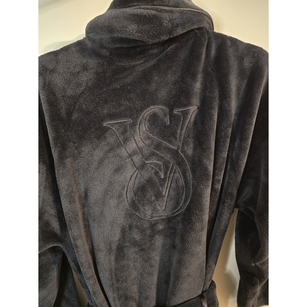 Victoria's‎ Secret Short Robe Plush Embroidered Black Housecoat M/L - Picture 5 of 5